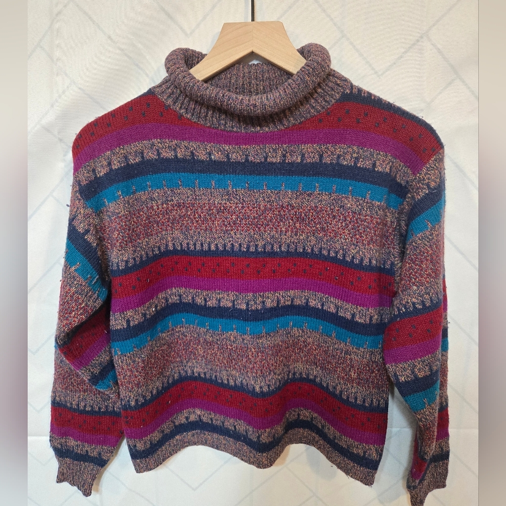 Vtg Striped College Town Sweater 80s-90s